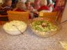 ...Wurscht- und Krautsalat...