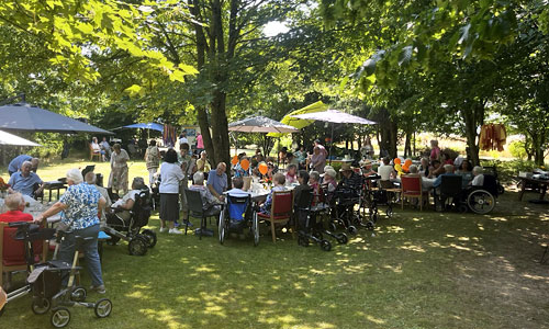 sommerfest-2026-haus-margret-wegberg-merbeck-viele-tische