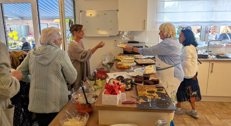 sommerfest-august-2025-haus-margret-haus-maria-buffet-kaffee-kuchen